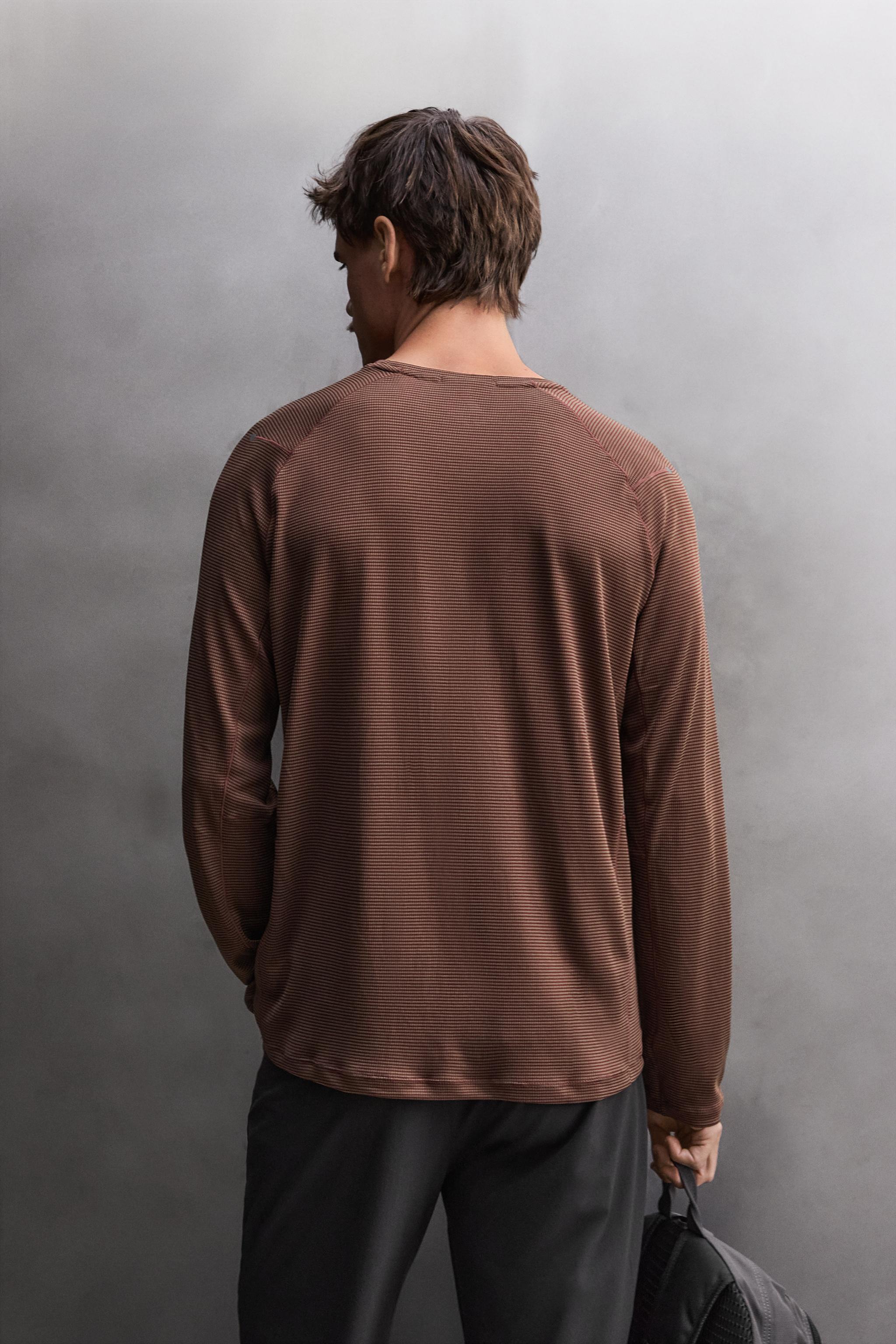 T-SHIRT TECHNIQUE STRUCTURE