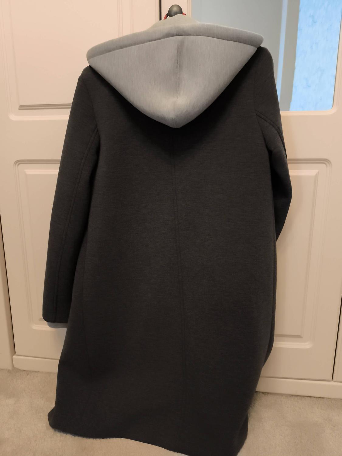 CONTRAST HOODED COAT - Image 2