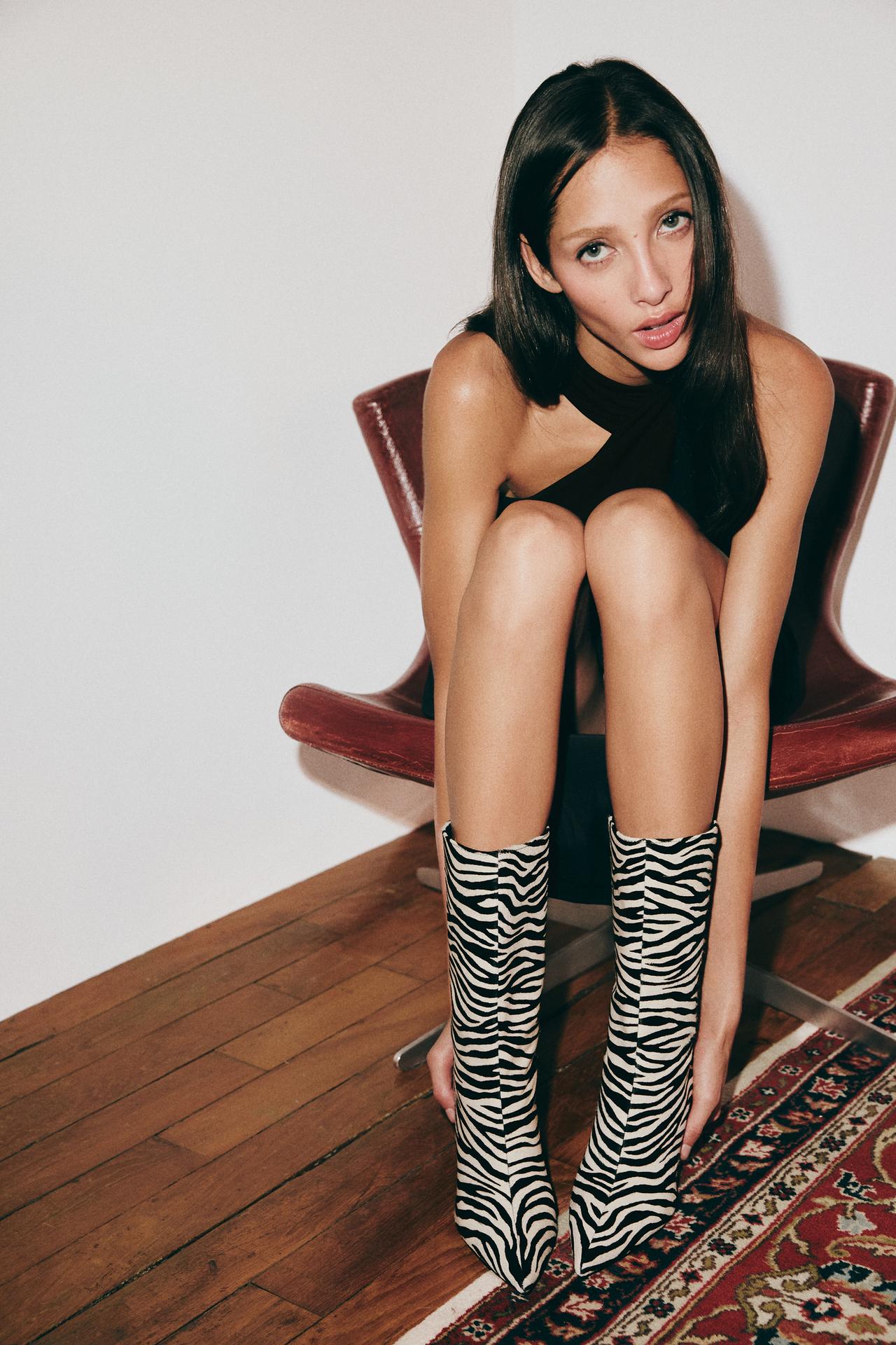 ANIMAL PRINT LEATHER HEELED ANKLE BOOTS — Zebra