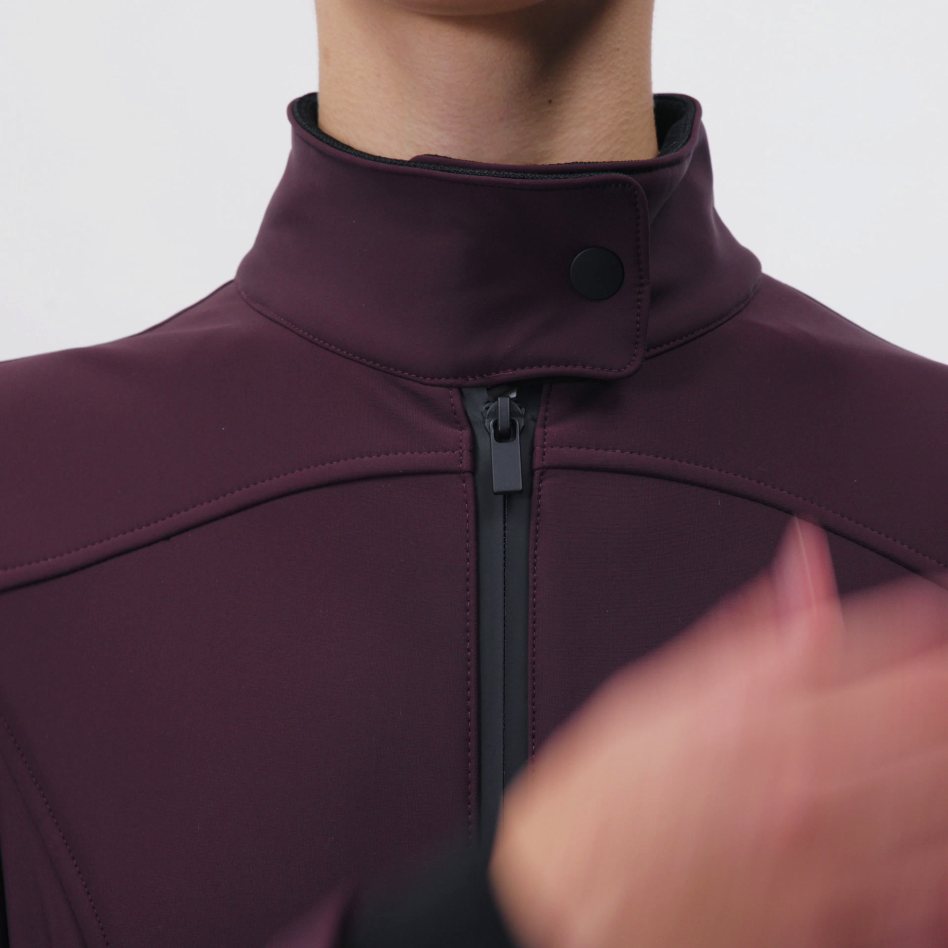 RECCO®テクノロジー スキーコレクション 耐水加工 ウィンドブレーカー