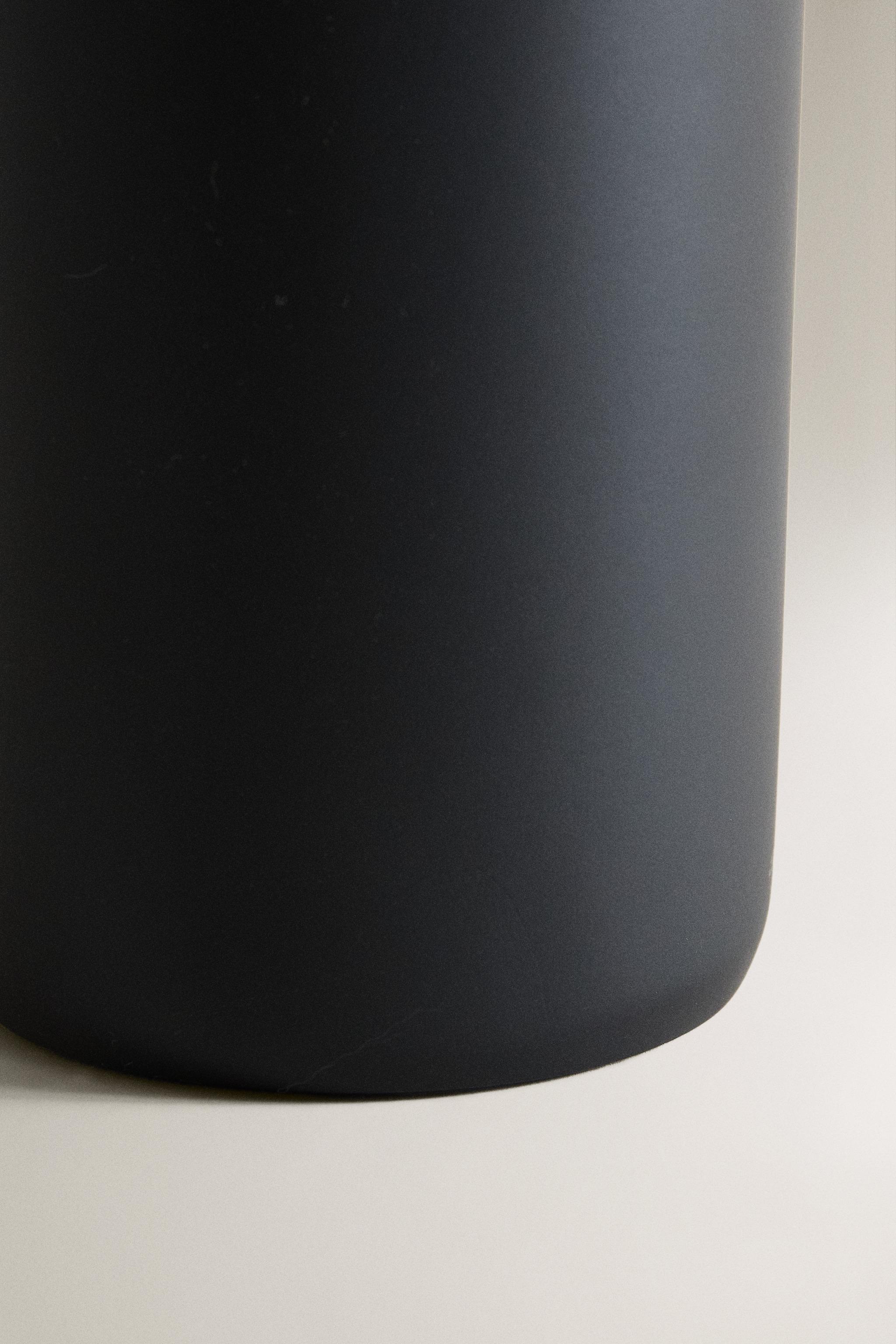 BLACK RESIN SOAP DISPENSER