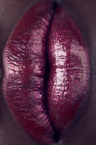 FROSTED LIP GLOSS - IRIS PLUM by Zara