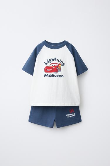 Conjunto de playera y bermudas de Cars Rayo McQueen © Disney/Pixar