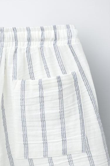 SHORT TEXTURÉ À RAYURES - Écru clair de Zara - Image 3