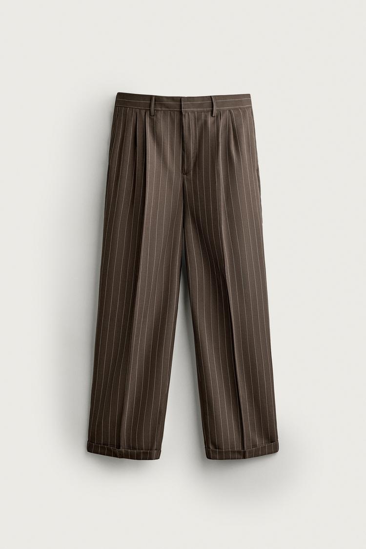 Pantalon pliegues raya diplomatica