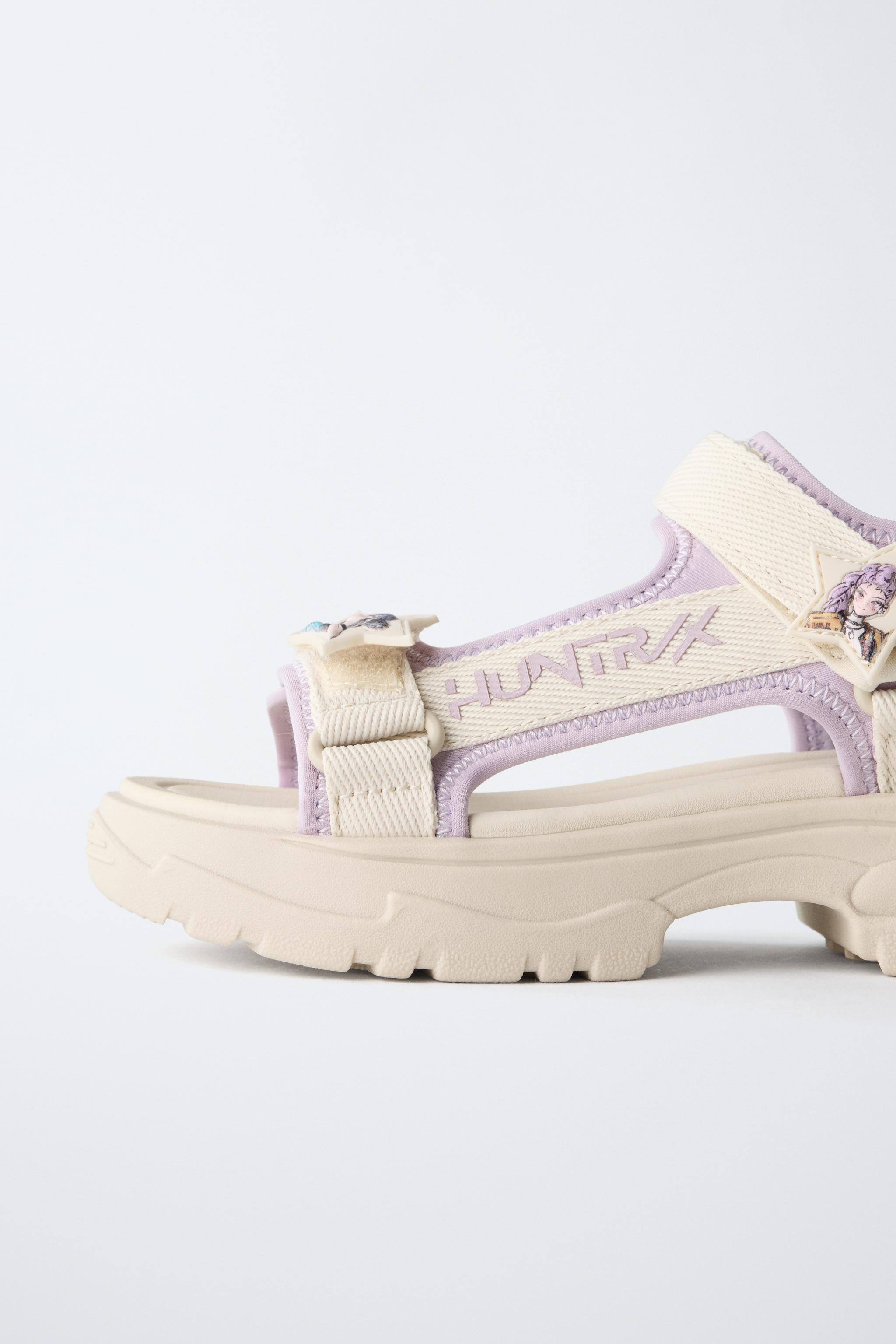 Детские сандалии Zara HUNTRIX KPOP DEMON HUNTERS™ NETFLIX© TECHNICAL SANDALS — фото 6