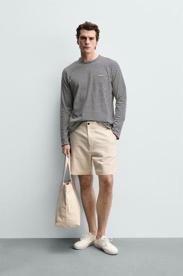 BERMUDA REGULAR FIT ESTRUCTURA - Beige claro de Zara