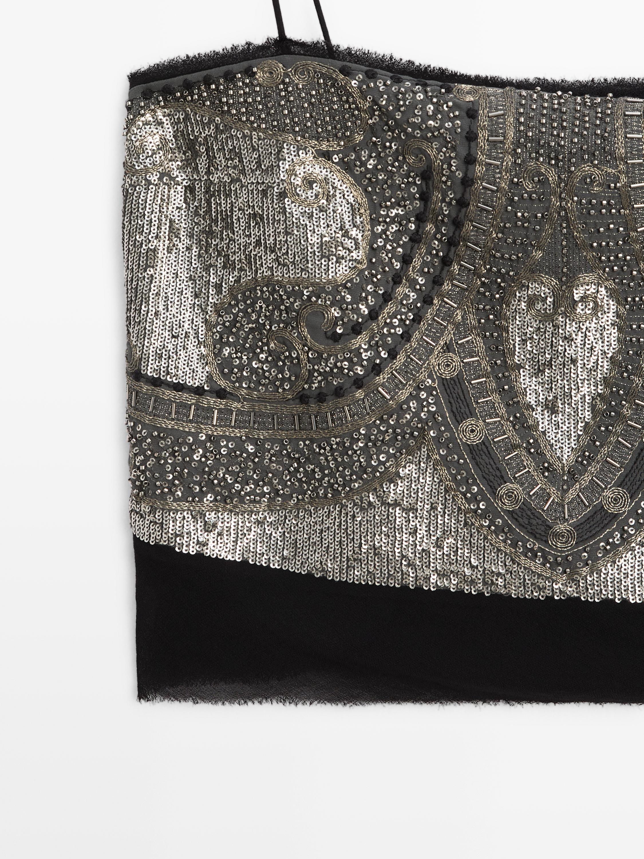 Top with embroidered details - STUDIO