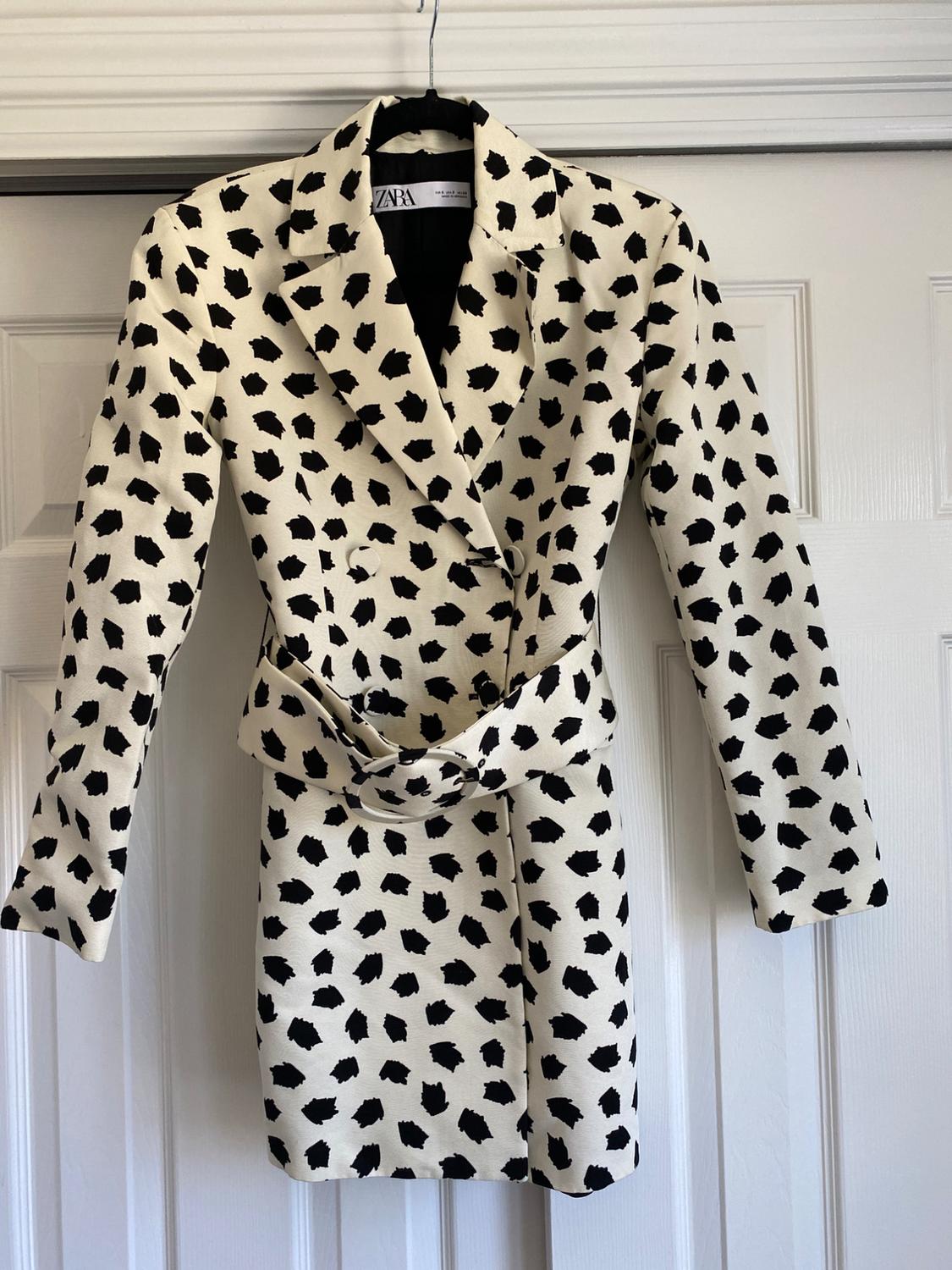 BLAZER VESTIDO ESTAMPADO EDICIÓN LIMITADA
