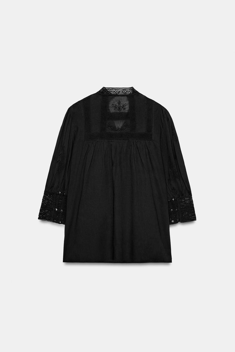 Blusa bordada de la colección ZW 7