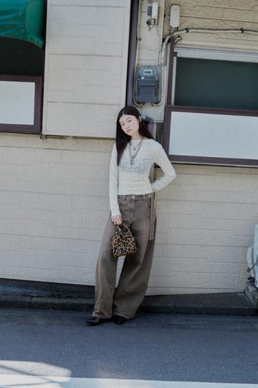 JEANS TRF OVERSIZE 로우라이즈 - Zara의 브라운 - 이미지 0