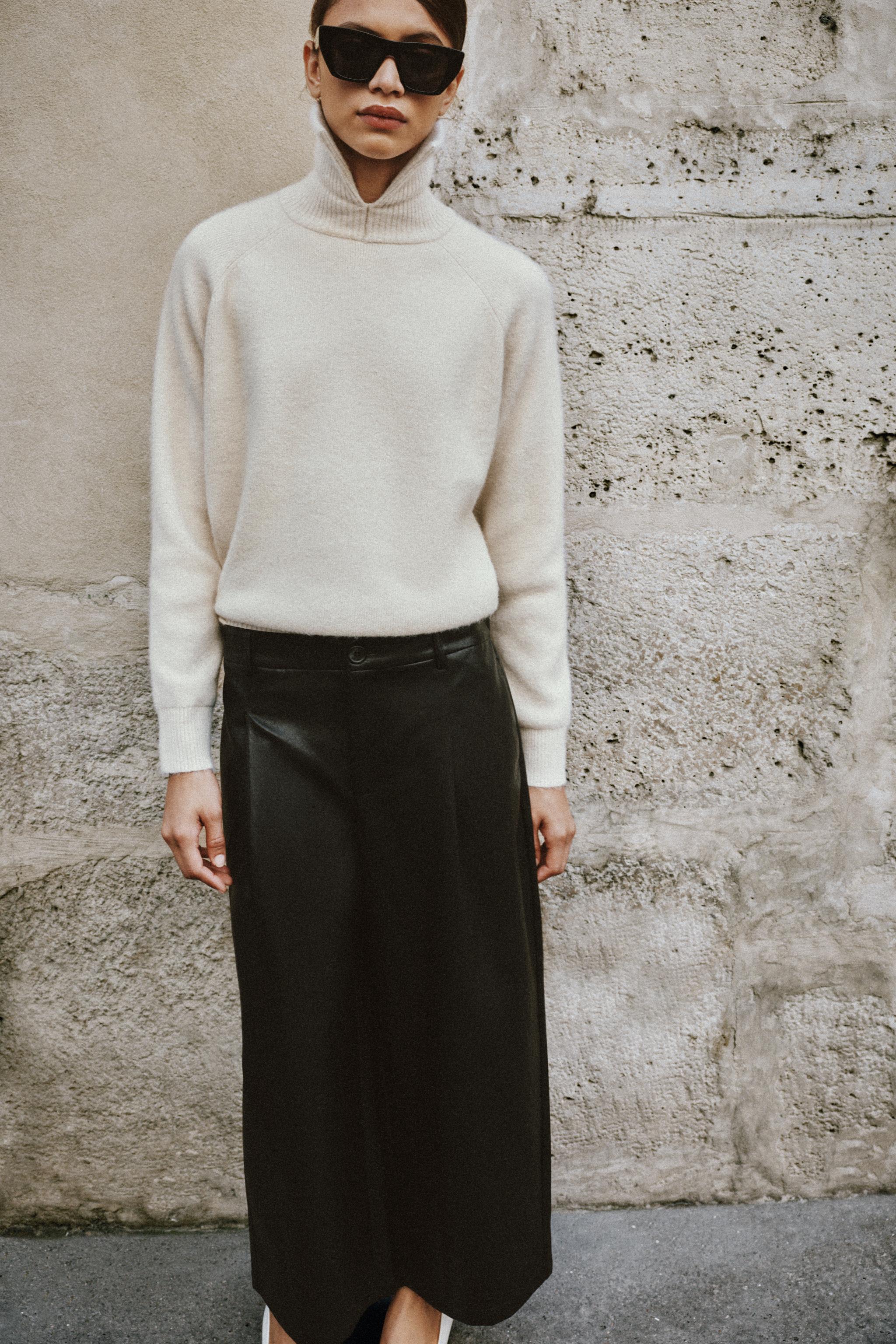FAUX LEATHER PLEATED CULOTTE PANTS