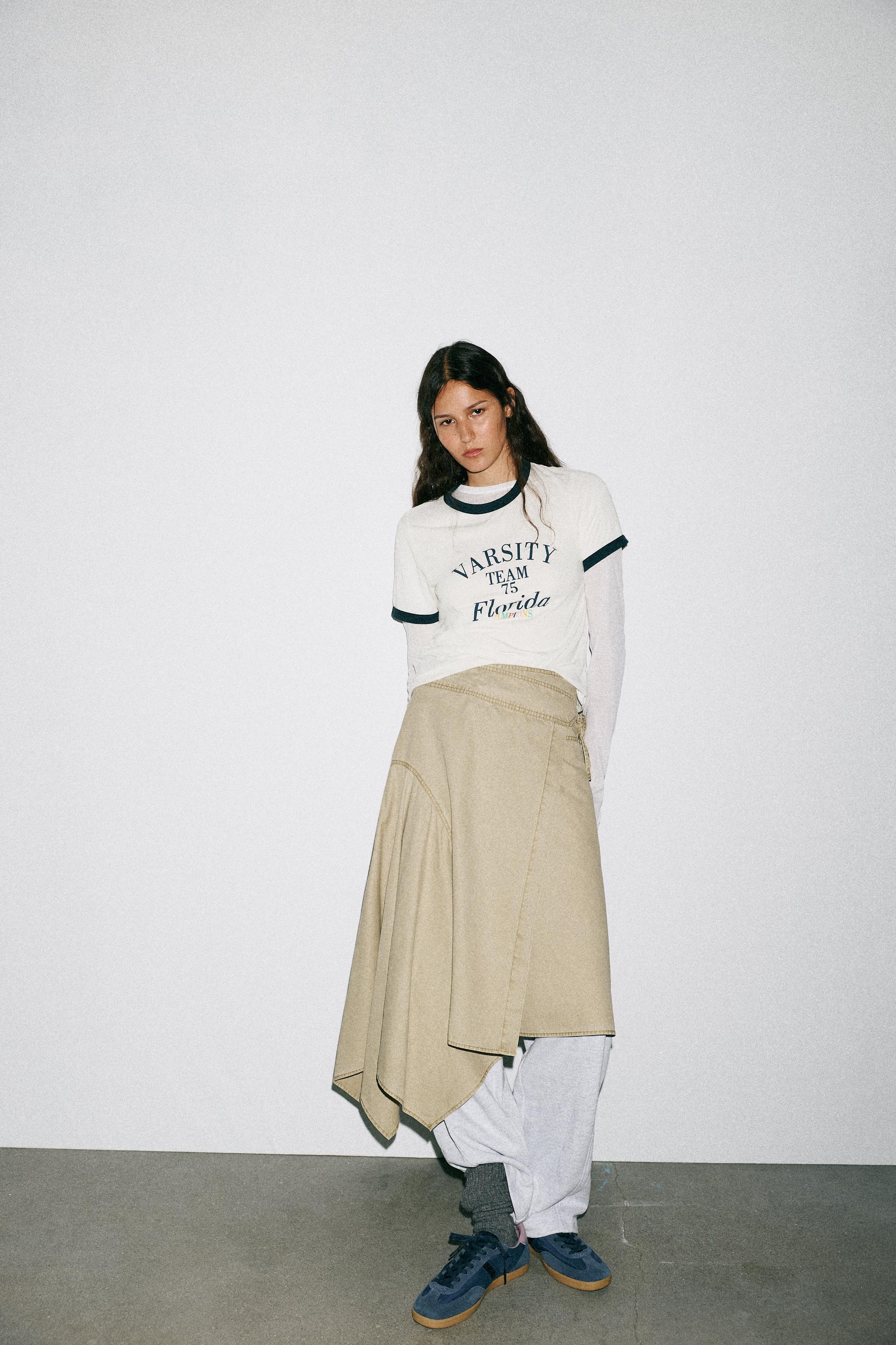 【ZARA】ボリュームソール シングルカラースニーカー ブラック ボリューム感のあるシングルカラースニーカー - ブラック | ZARA