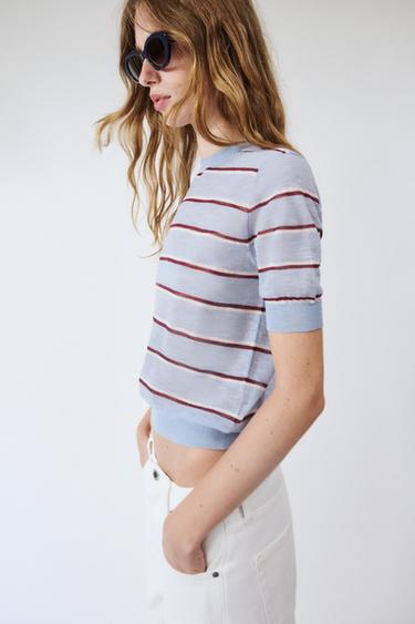 TOP EXTRAFINO CON LANA RAYAS - Azul de Zara