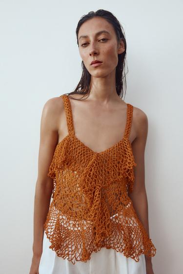 KNIT TOP WITH RUFFLES - Ochre by Zara