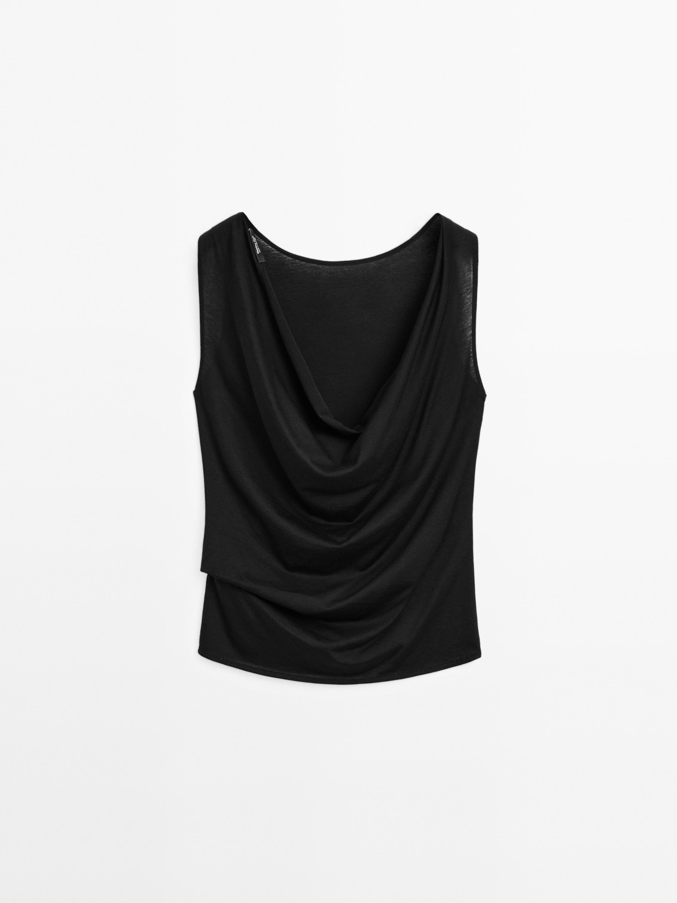 100% cotton top with draped low-cut back