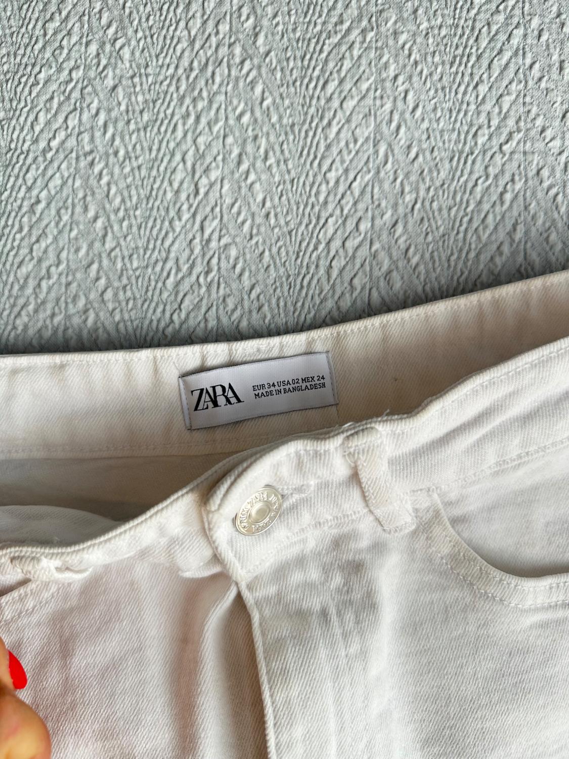 HI-RISE DENIM SHORTS - Image 7