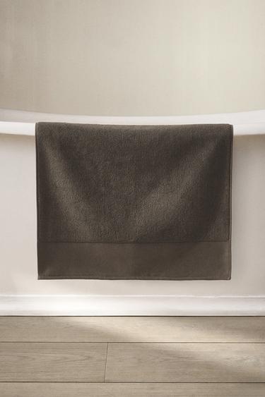 TAPIS DE BAIN BORD LARGE - Vison foncé de Zara - Image 4