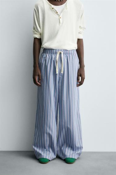 PANTALÓN OVERSIZED FIT RAYAS - Celeste de Zara