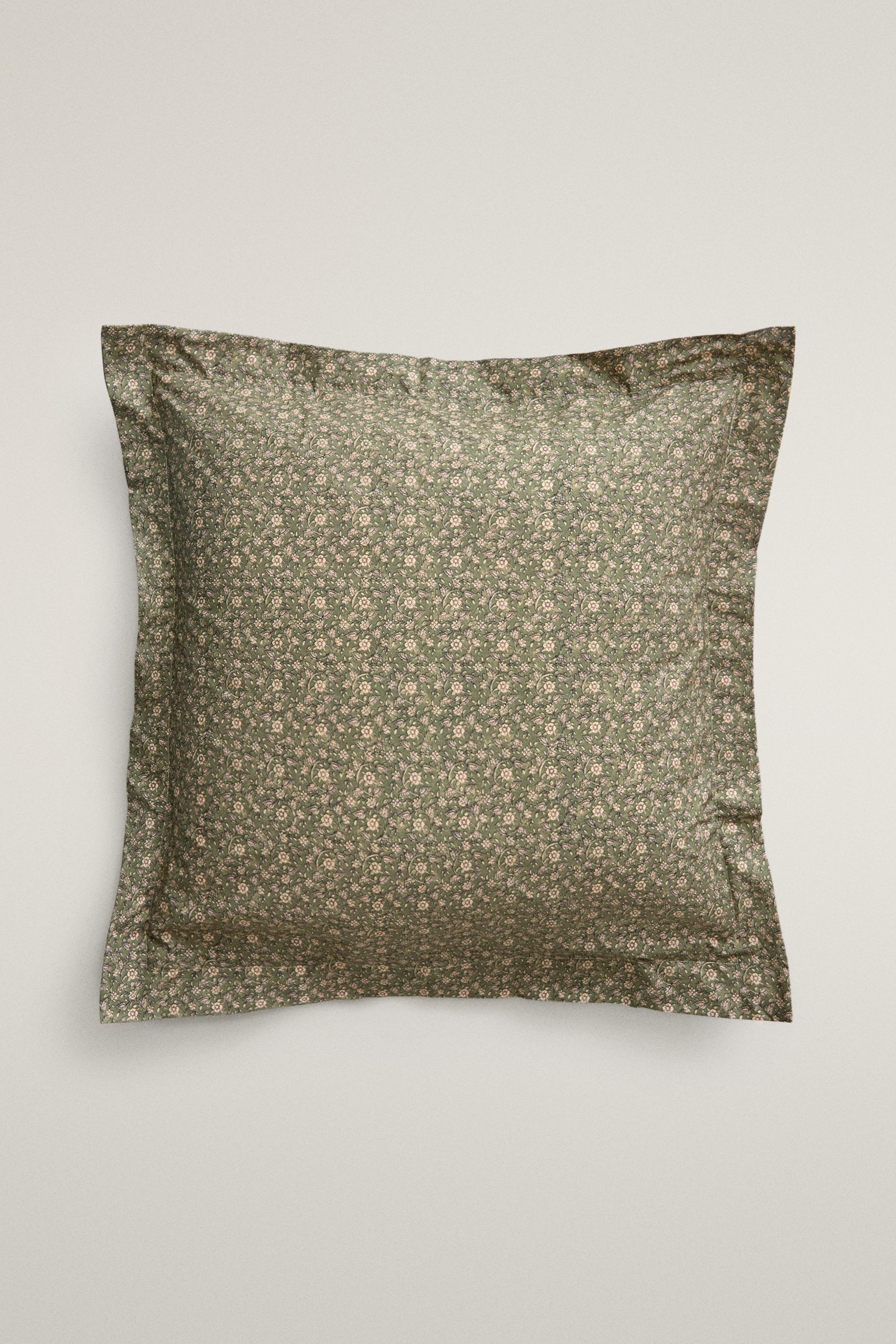 COTTON PERCALE FLORAL PILLOWCASE (200 THREAD COUNT)