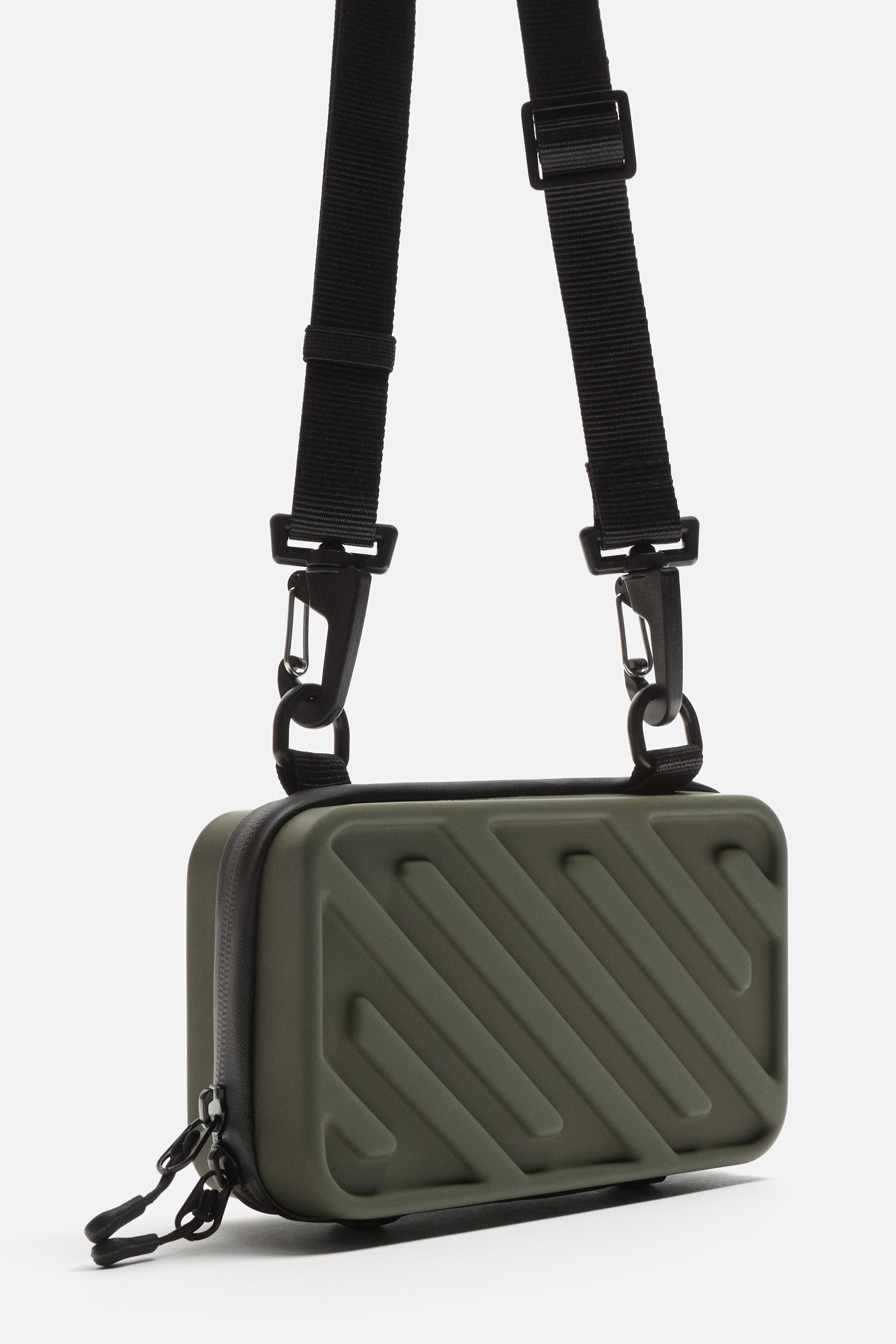 RIGID CROSSBODY BAG