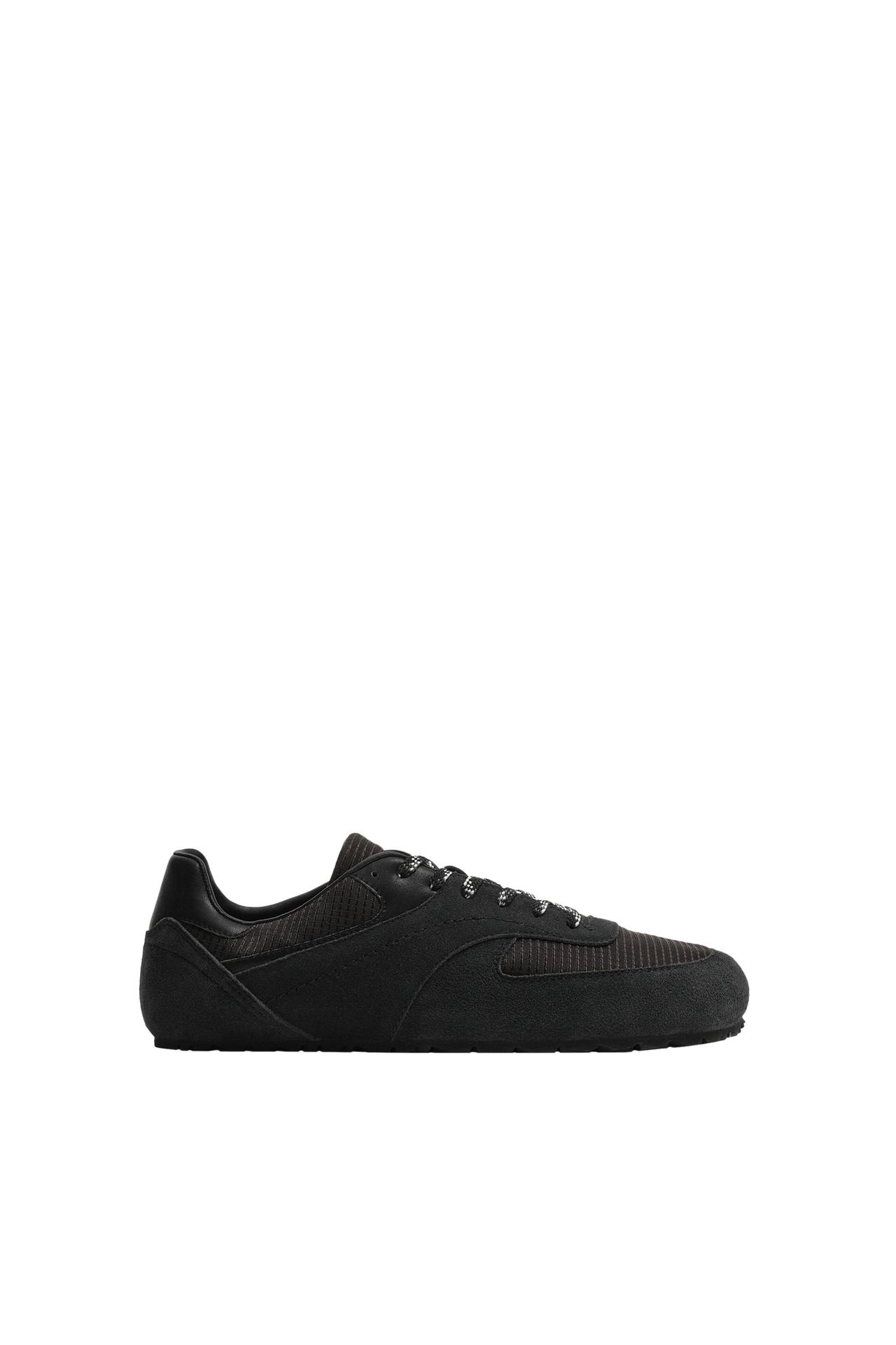 BAREFOOT TRAINERS WITH LEATHER DETAILS
