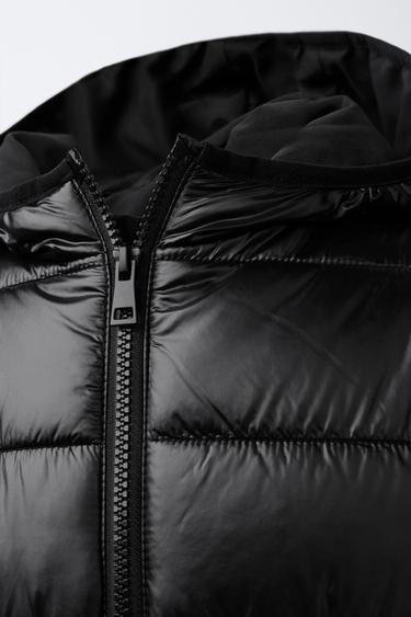 CHAMARRA ULTRALIGERA CAPUCHA - Negro de Zara