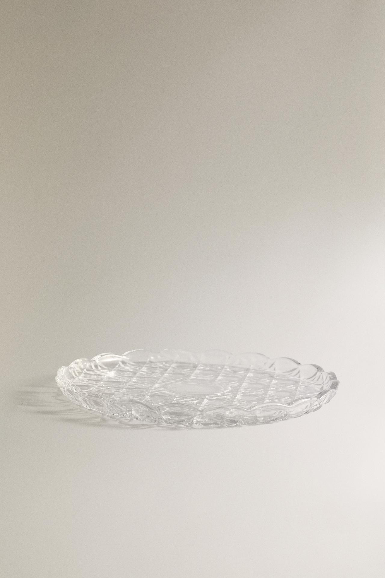 GLASS APPETIZER PLATE WITH RAISED DESIGN — Transparent