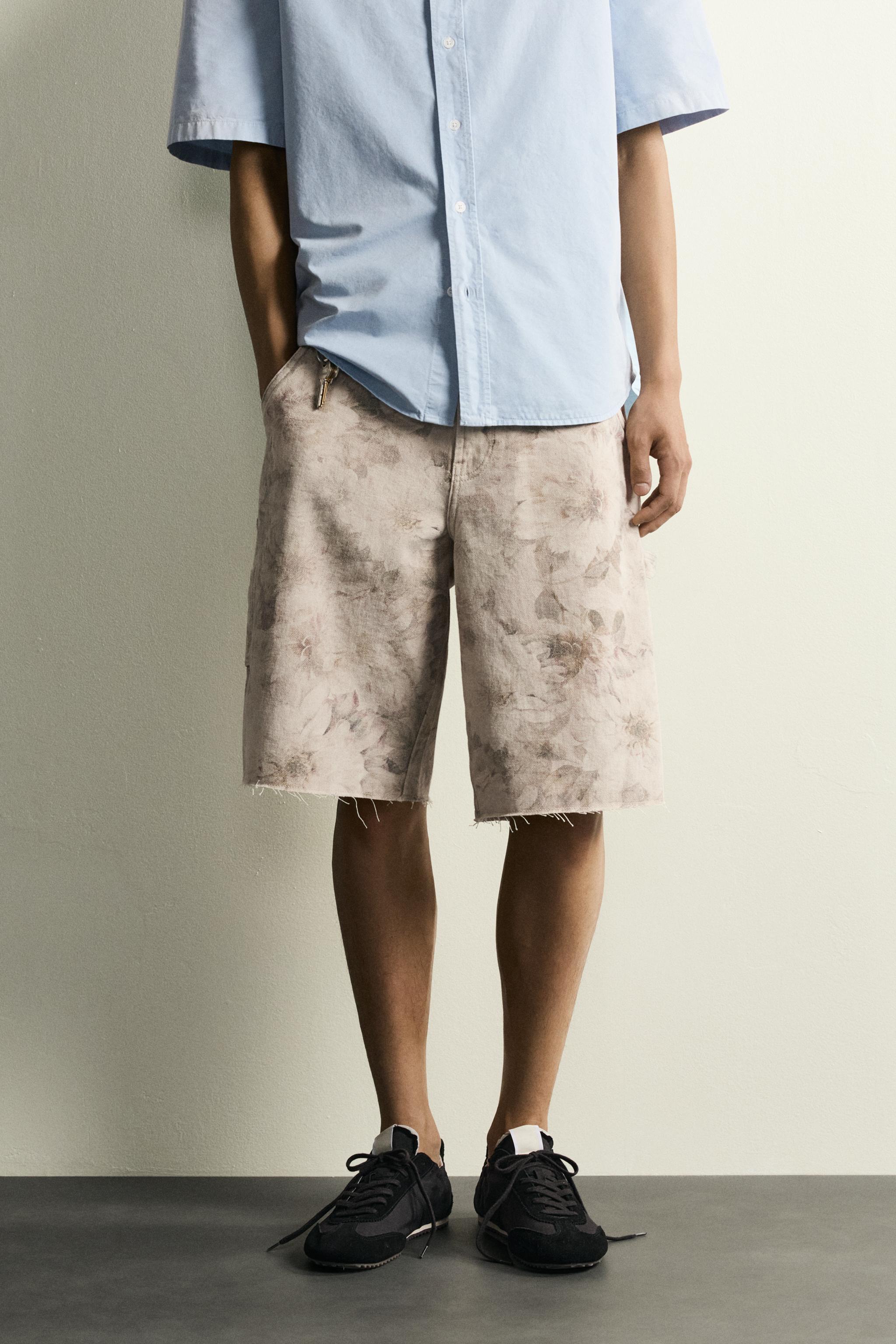 WASHED FLORAL PRINT CARPENTER SHORTS