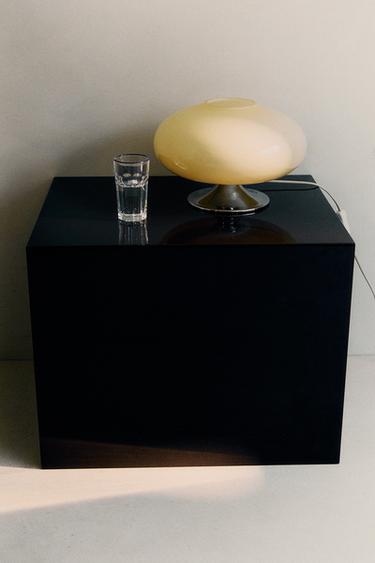 GLASS AND IRON TABLE LAMP — Ecru 1