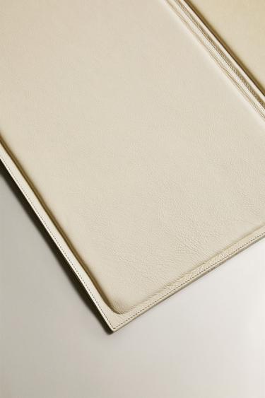 FOLDABLE LEATHER YOGA MAT - Ecru by Zara - Image 1