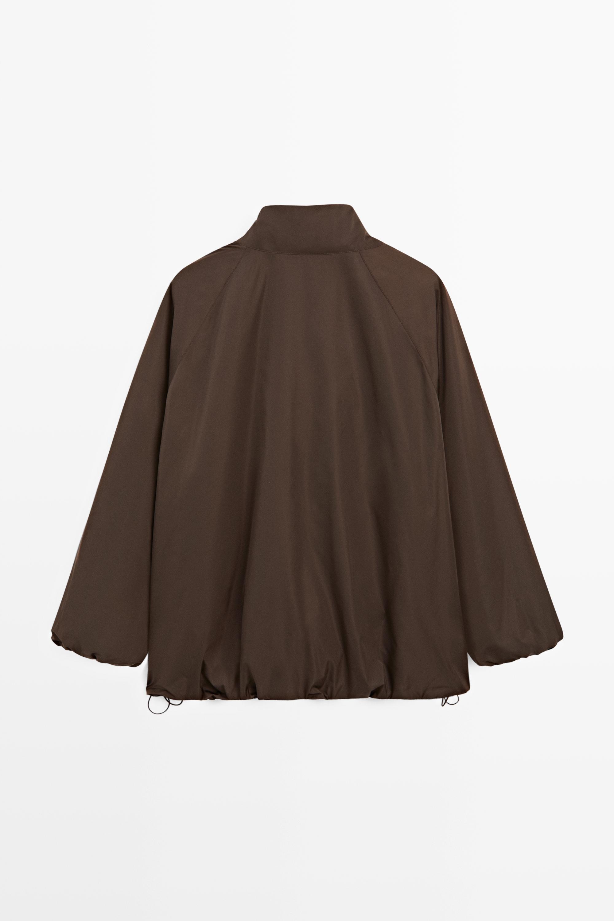 Puffer jacket with pocket details