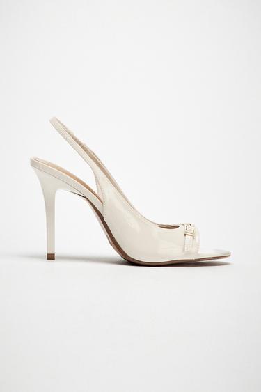 HEELED BUCKLE SANDALS - خَام الخاص بـ Zara