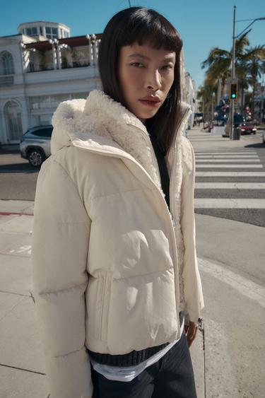 АНОРАК С КАПЮШОНОМ И ИСКУССТВЕННЫМ МЕХОМ WATER REPELLENT WINDPROOF — ЭКРЮ от Zara