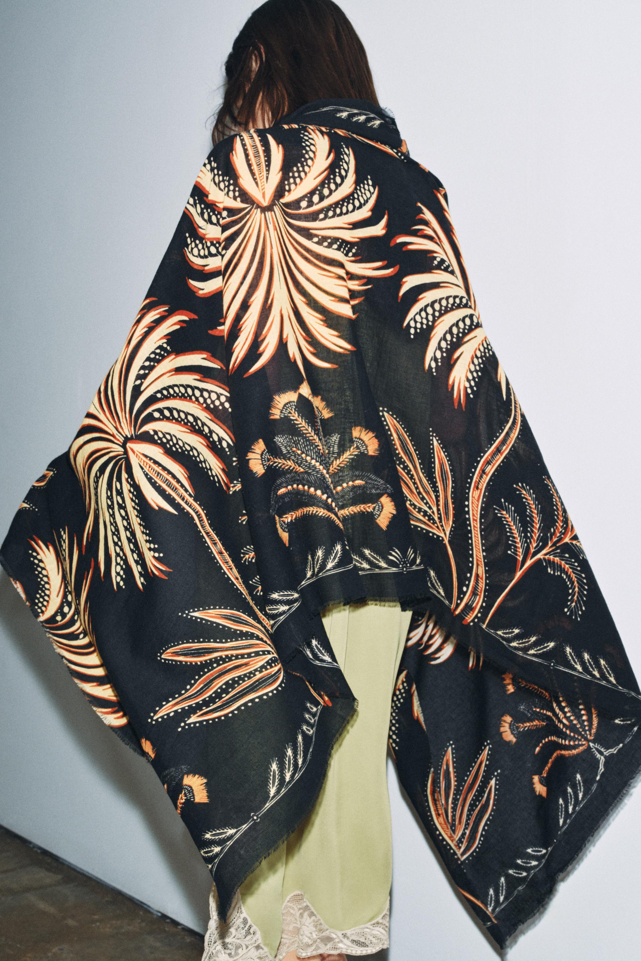 PRINTED LINEN SCARF