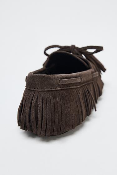 MOCASSINS À FRANGES EN CROÛTE DE CUIR - Marron de Zara - Image 4