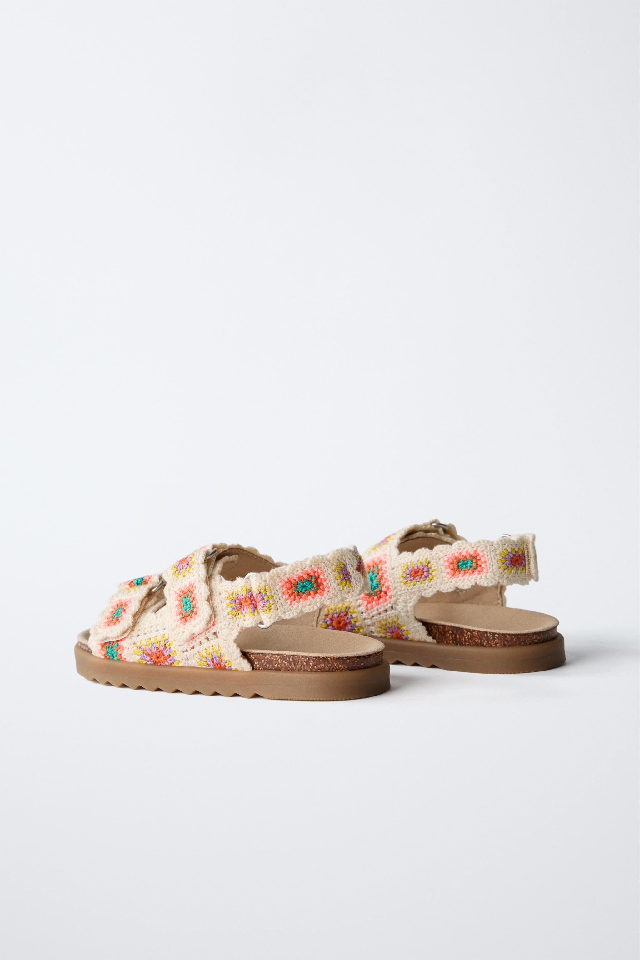 SANDALES EN CROCHET