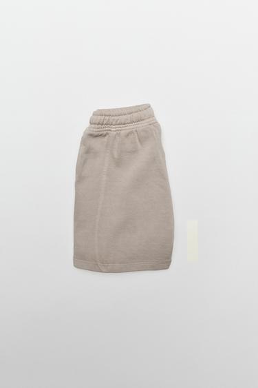 BERMUDA TEINT SUR PIÈCE LOGO BRODÉ - Beige de Zara - Image 6