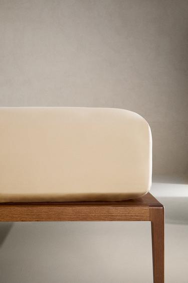COTTON SATEEN FITTED SHEET | 40 CM HIGH (400 THREAD COUNT) - Gold by Zara