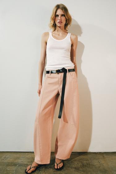 جينز ZW COLLECTION BARREL بخصر متوسط ورقع - وردي الخاص بـ Zara