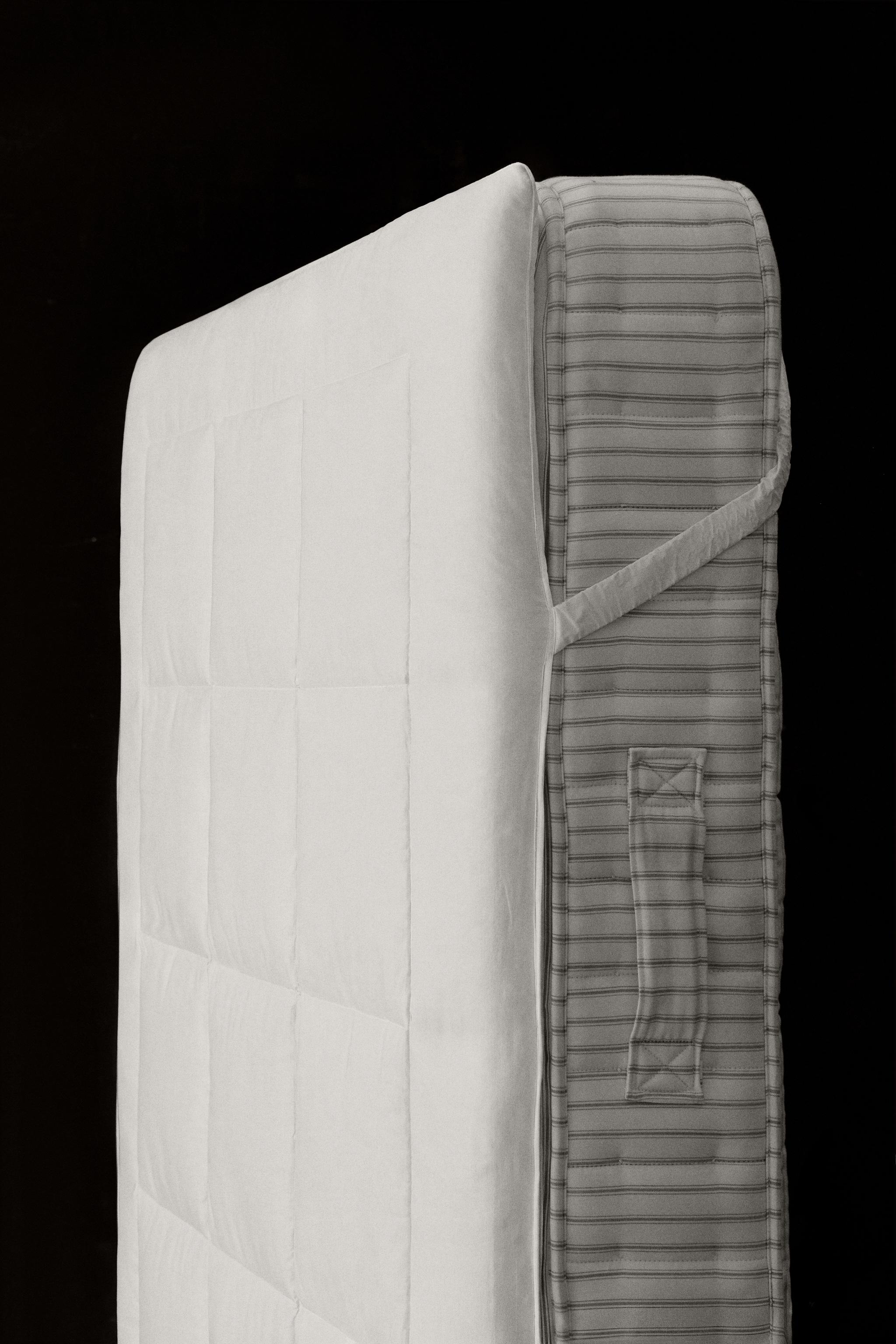 COOLING MATTRESS TOPPER