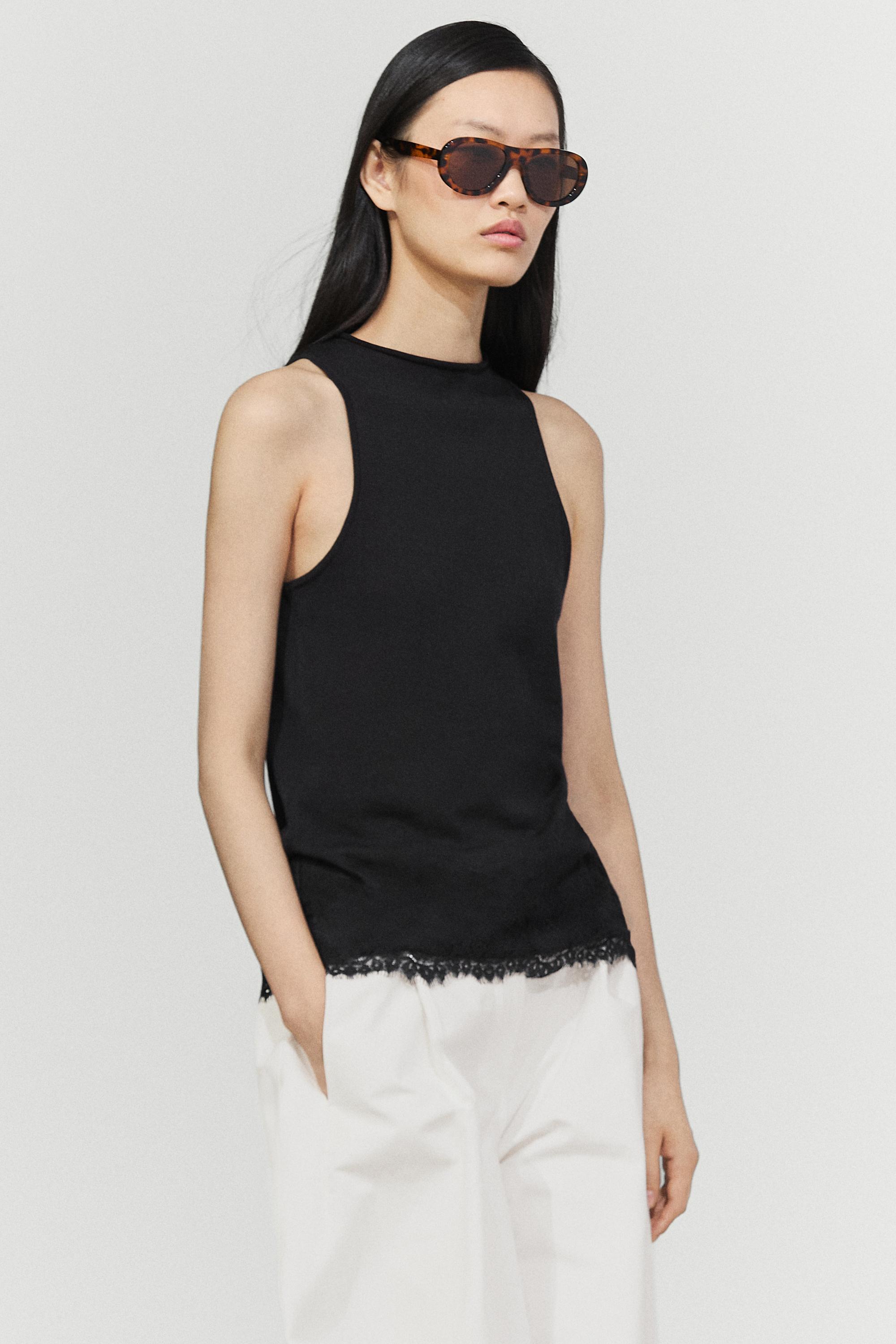 Lace detail halter top — Black