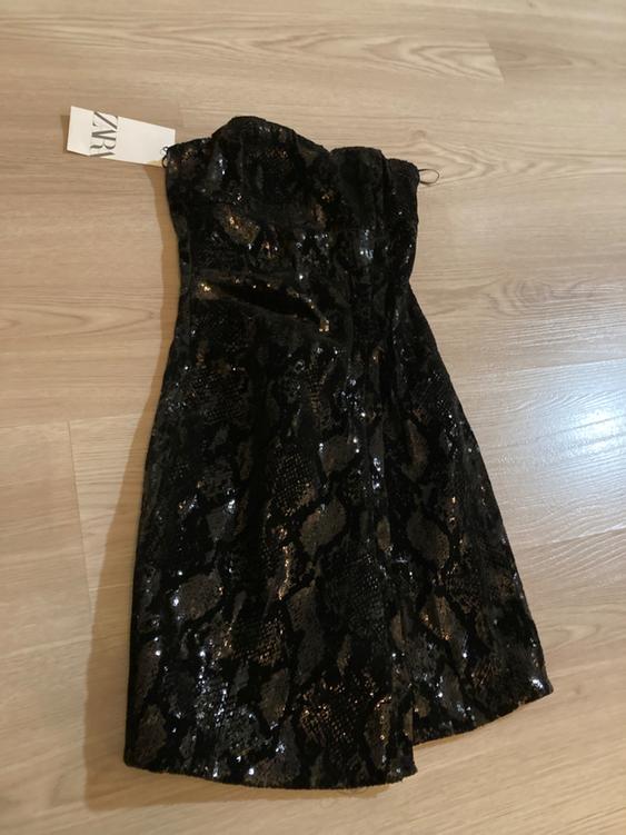 zara black velvet mini dress WITH SEQUINS SECOND HAND Formal dress