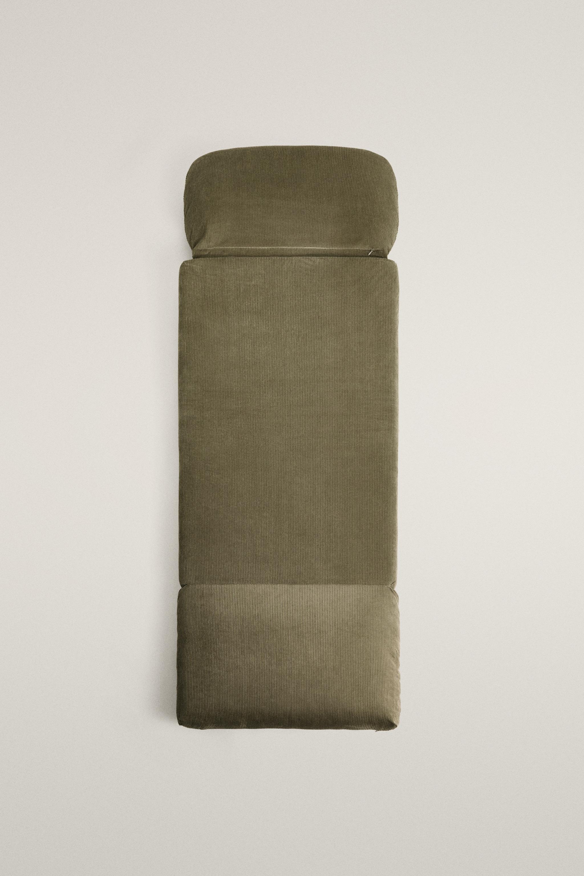 CORDUROY FOLDING LOUNGE CHAIR