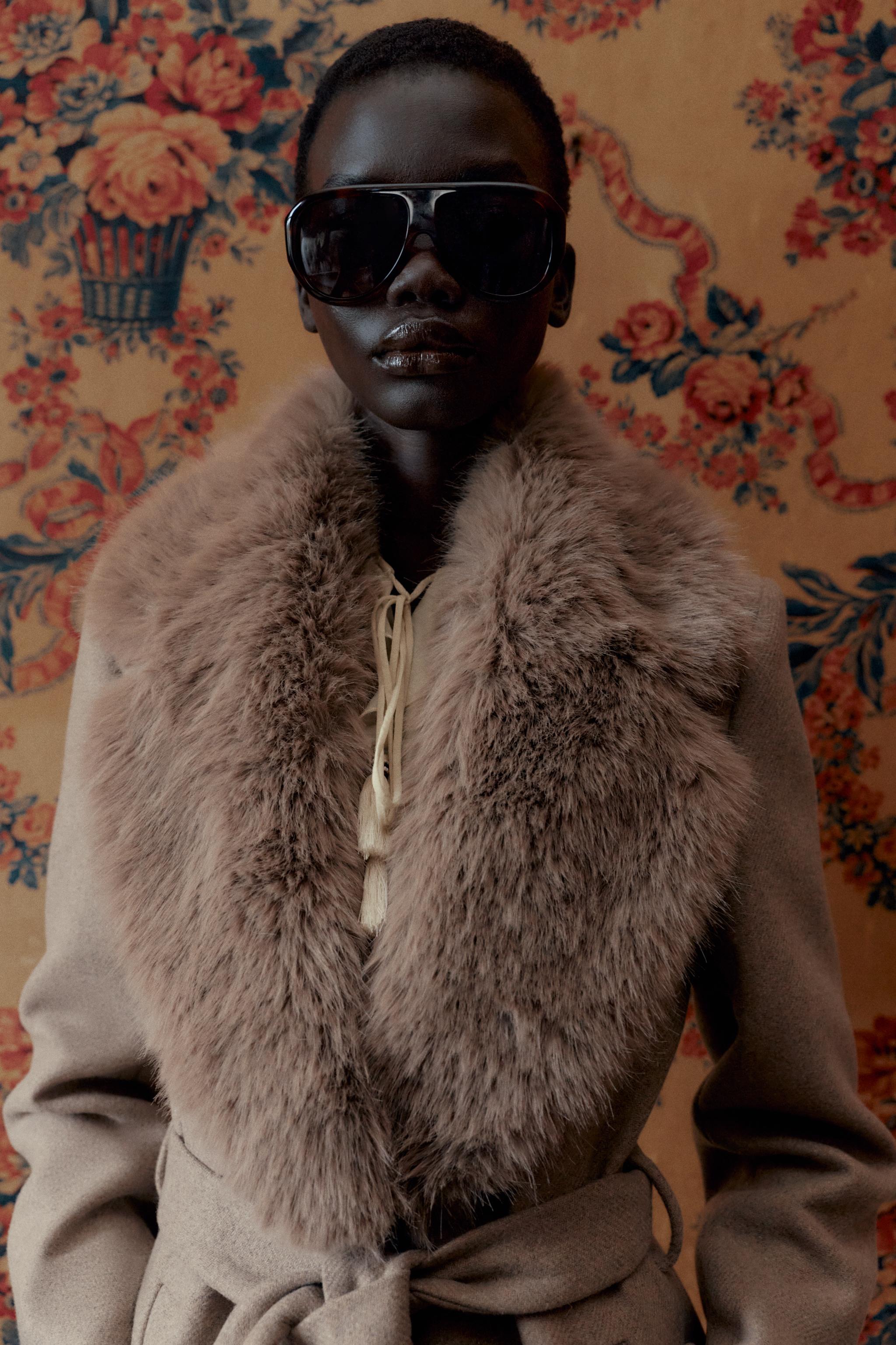 WOOL COAT WITH FAUX FUR LAPEL AND BELT