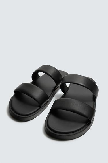 SANDALIA TIRAS PIEL - Negro de Zara