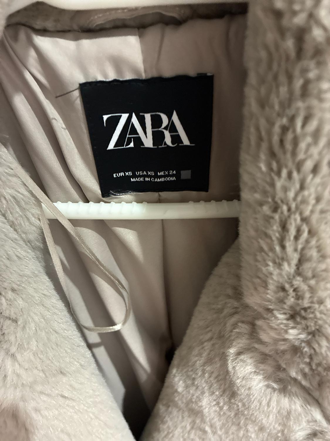 FAUX FUR COAT - Image 3