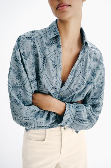 Zara EMBROIDERED EYELET SHIRT - Blue