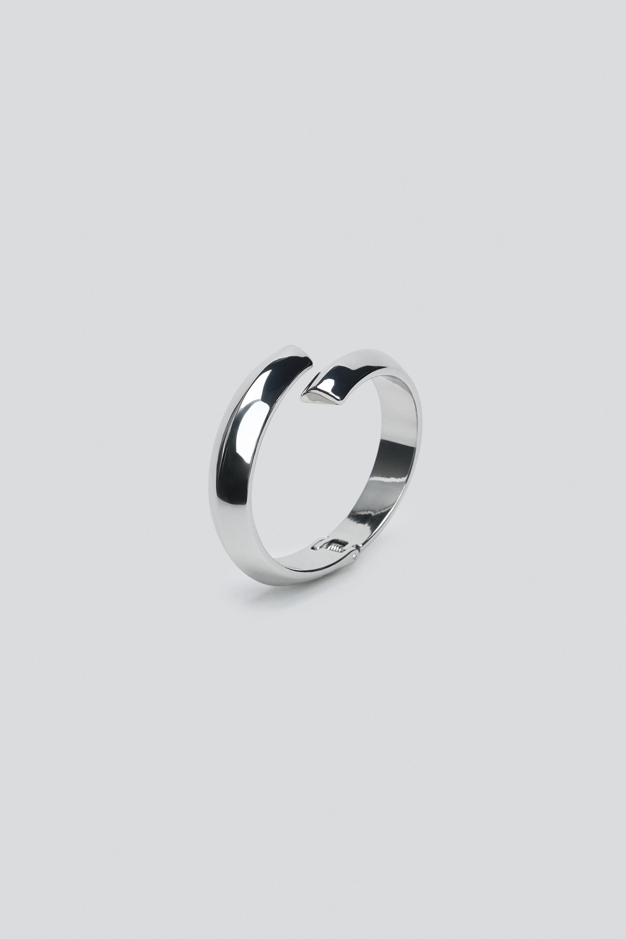 BRACELET EN MÉTAL OUVERT
