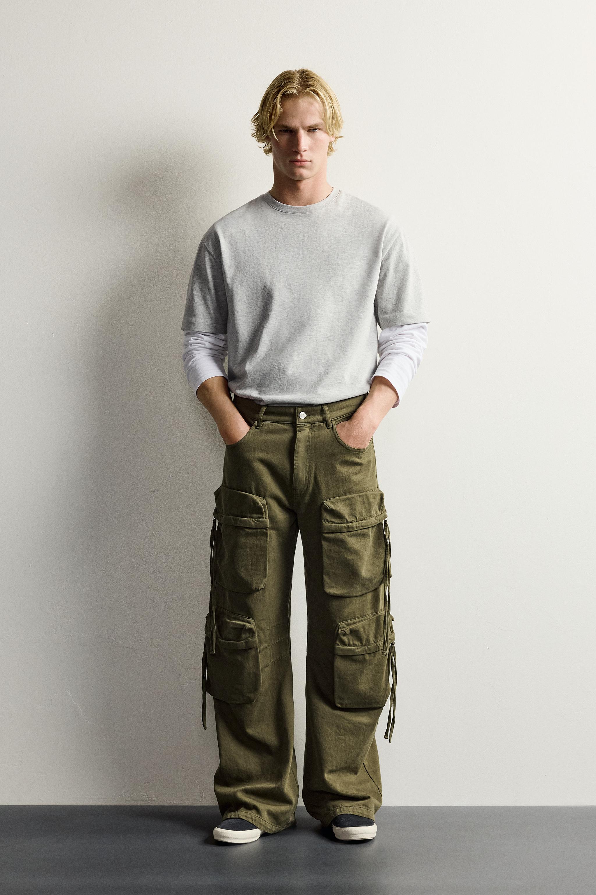 RELAXED FIT CARGO PANTS